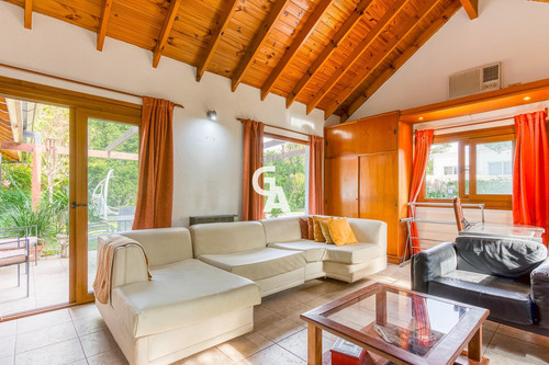 Casa En Alquiler Anual En Pilar Del Lago
