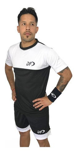 Imagen 2 de 4 de Remera Y Short Talles Especiales Conjunto Deportivo Padel
