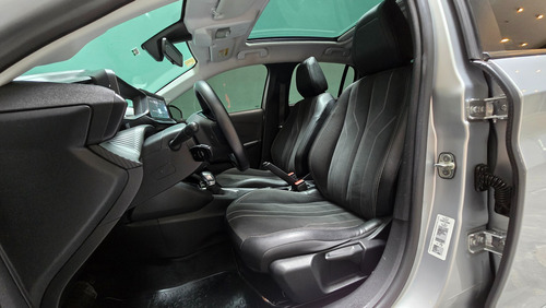 Peugeot 208 1.6 Feline Tiptronic