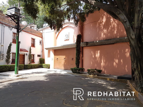 Renta Casa Sola Barrio Santa Catarina Cerca Francisco Sosa Vistas Arbolada