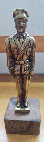 Antigua Estatuilla De Bronce Policía De Buenos Aires (Usado)