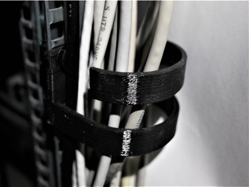 Organizador Cable Utp Ethernet Para Rack 19¨ 1u - X6 Piezas Color Negro