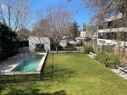 Departamento De Tres Dormitorios En Venta, City Bell