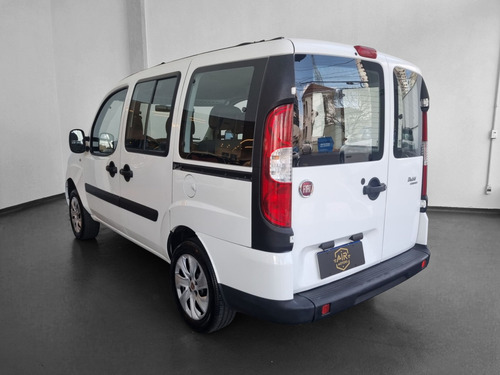 Fiat Doblo 1.8 MPI ESSENCE 16V FLEX 4P MANUAL