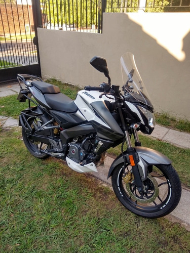 Bajaj Rouser Ns 200