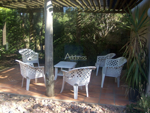 Casa En Brava, 3 Dormitorios *- Ref: 1969