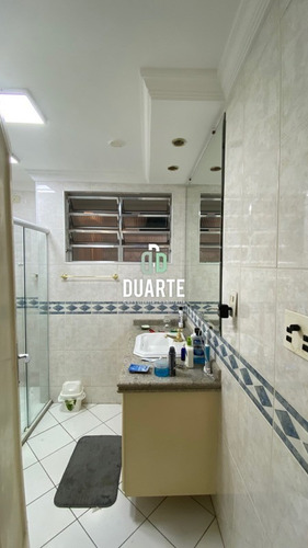 Imagem 11 de 24 de Vendo Apartamento Amplo No Gonzaga, 2 Quartos, Sala Ampliada, 2 Banheiros, 1 Vaga, Portaria 24 Horas - Ap03732 - 69354241