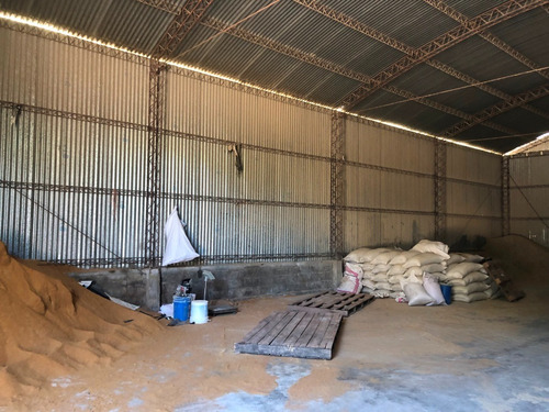 Gran Ubicación!! Venta De Galpón De 400 M2 Y Oficinas A Metros De Ruta 1, Ecilda Paullier.
