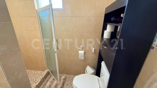 Venta De Casa Remodelada En Jardines De Morelos Secc. Flores