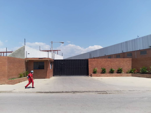 Galpón En Alquiler En Barcelona De 700 M2 Mesones , Barcelona