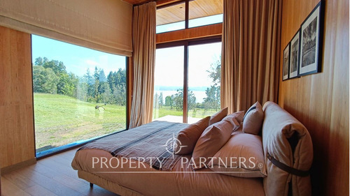 Espectacular Casa En El Lago Panguipulli