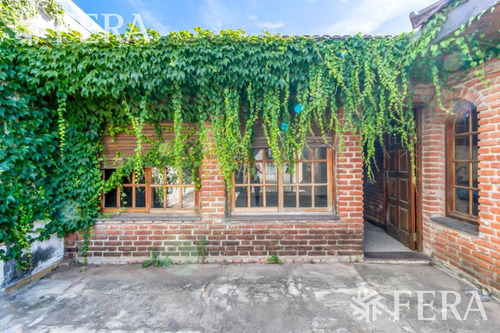 Imagen 14 de 21 de Venta De Casa De 3 Ambientes Con Cochera, Patio Y Quincho Con Parrilla (27504)