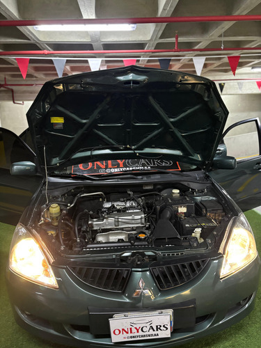 Mitsubishi Lancer Glx 2-1
