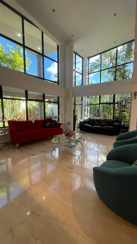 Casa En El Cafetal (5h/7b/4pe)