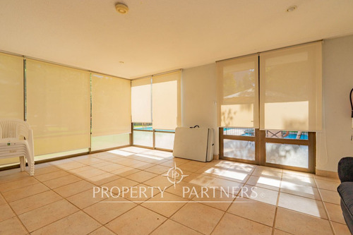 Cómodo Departamento 3d/2b En Condominio Almagro