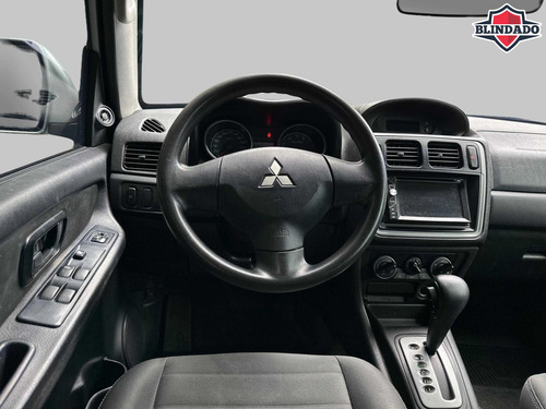 Mitsubishi Pajero TR4 2.0 4X2 16V 140CV FLEX 4P AUTOMÁTICO