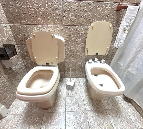 Casa De 3 Ambientes Con Cochera En Venta En Quilmes Centro