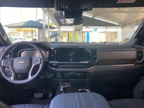 Chevrolet Silverado 5.3 High Country Cab. Dupla V8 4X4 Aut. 4P