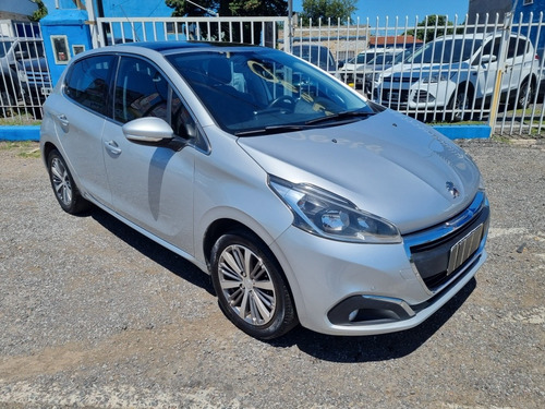 Imagen 3 de 13 de Peugeot 208 2017 1.6 Feline