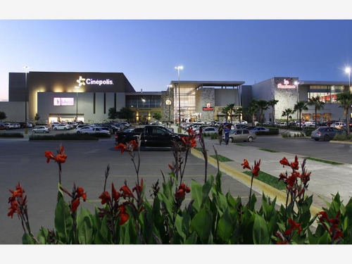 Imagen 1 de 2 de Local Comercial En Renta Infonavit Hacienda Los Angeles