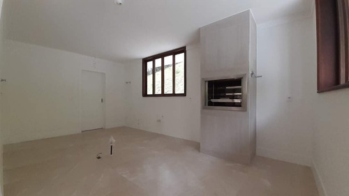 Imagem 10 de 12 de Otima Casa No Bairro América | 300 M² De Area Construida | Terreno De 2.150 M² - Sa01986 - 69807516