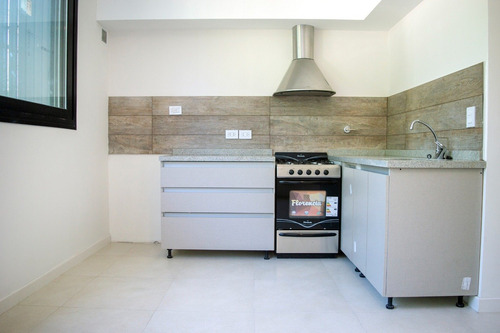 Imagen 4 de 19 de Venta - Departamento Zona Centro - Luján - 2 Ambientes