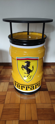 Kit Bistrô Com Uma Mesa E 4 Banquetas Tambor.