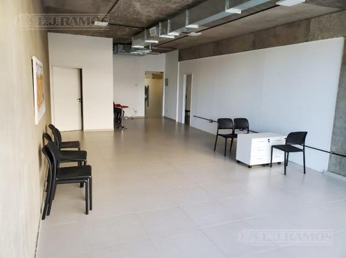 Oficina Subdividida, Ideal Centro Médico. Skyglass 2, Excelente Acceso Km 42.5 Pilar