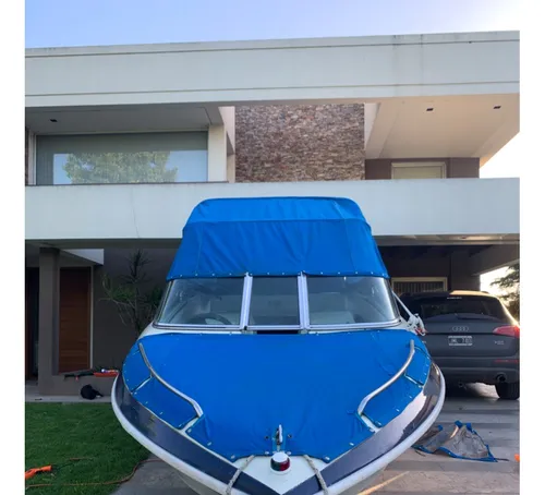 Lancha. Casco Genua 4,90 Motor Mercury 75 Hp