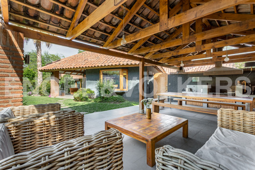 Gran Jardín Norte En Golf De Manquehue
