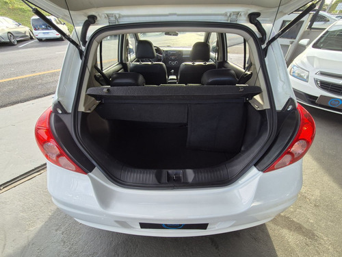 Nissan Tiida SL 1.8/1.8 Flex 16V Aut.