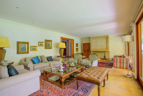 Venta // Casa En La Dehesa - Estilo Provenzal