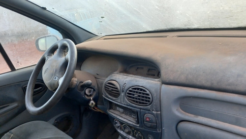 Imagem 16 de 25 de Renault Scenic 1999 2.0 Rxe 5p