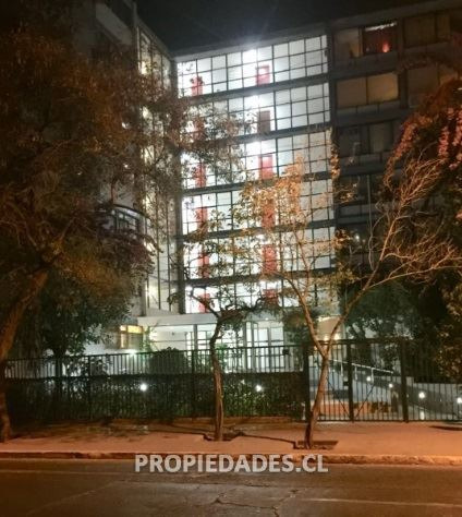 Departamento En Venta De 4 Dorm. En Providencia