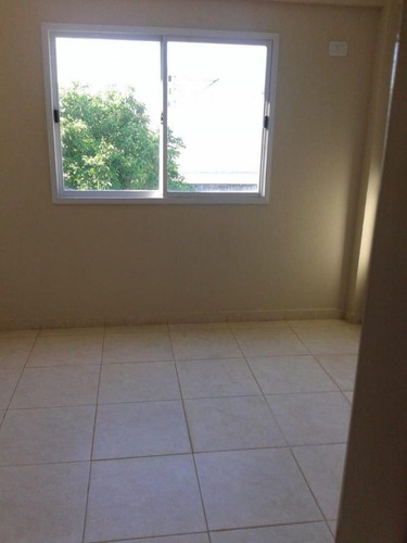 Imagen 4 de 9 de Departamento En Venta De 1 Dormitorio En Morón