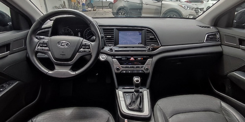 Imagen 3 de 10 de Hyundai Elantra 2017