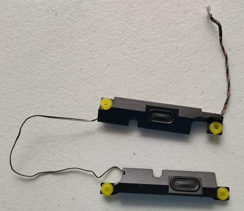Bocinas Internas Para Laptops Lenovo V14 G2 Ijl (Usado)