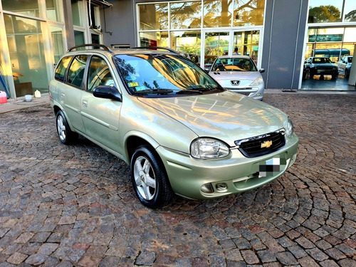 Chevrolet Corsa Classic Wagon Gls 1.4 Gnc 2010 140.000km