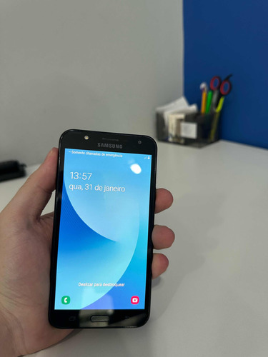 Samsung J7 Neo