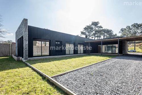 Casa En El Golf - A Estrenar