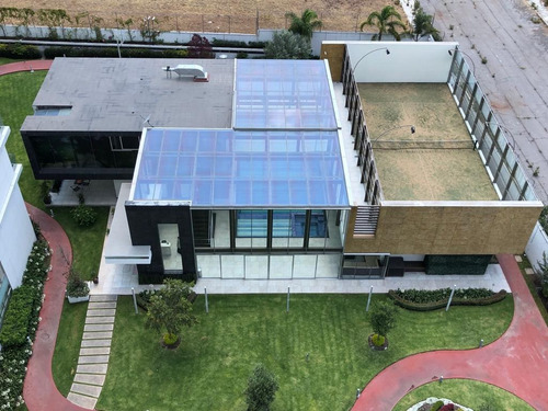 Departamento De Lujo Amueblado Con Amenidades En Punta Alta