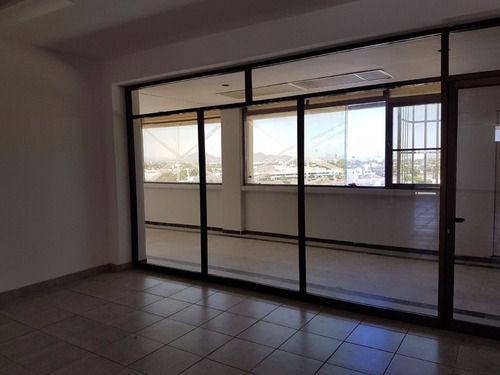 Imagen 12 de 13 de Renta De Excelente Piso En Edificio Torres Las Americas