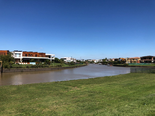 Imagen 3 de 6 de Lote Al Río - Barrio Náutico Albanueva - 1103m2