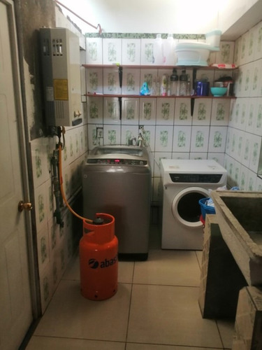 Vende Casa Con Local Comercial Cerro Navia