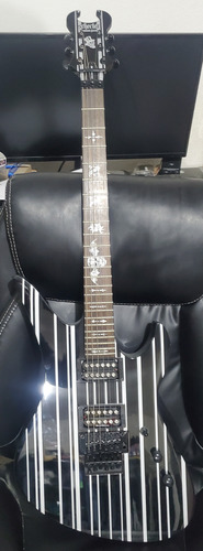 Guitarra Schecter Synyster Gates Standard