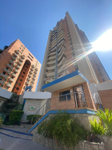 Apartamento En Venta Res Le Mont, Urbanización Valle Blanco 