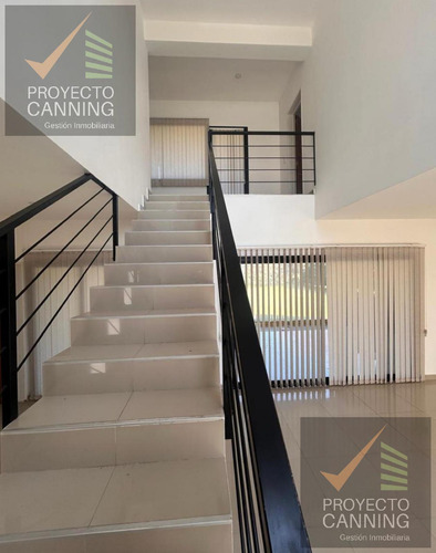 Casa En Alquiler En Barrio Los Naranjos Canning