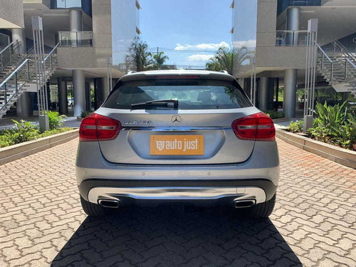 Imagem 5 de 15 de Mercedes-benz Gla 250 2.0 16v Turbo Vision 4p 2015
