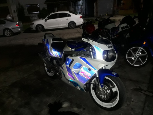 Suzuki Gsxr1100