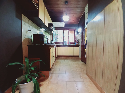 Imagen 6 de 30 de Casa 3 Ambientes Venta Martin Coronado Con Parque